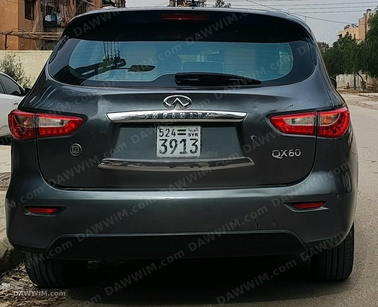 انفينيتي QX60 موديل 2015