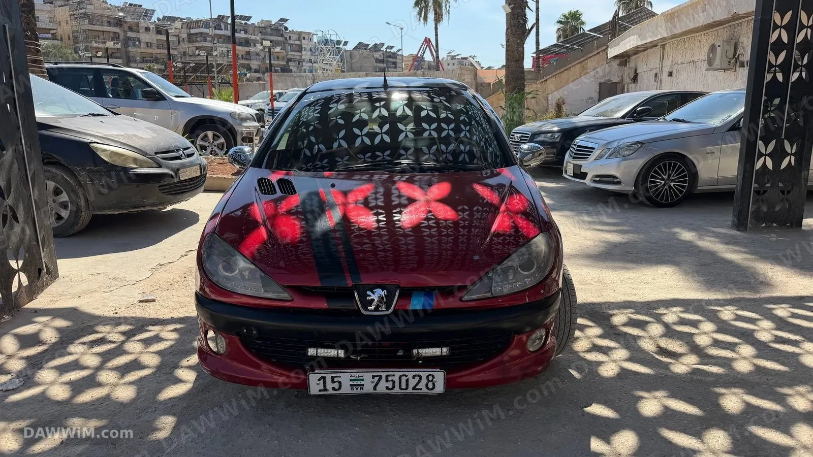 سيارة بيجو 206 موديل 2003 للبيع