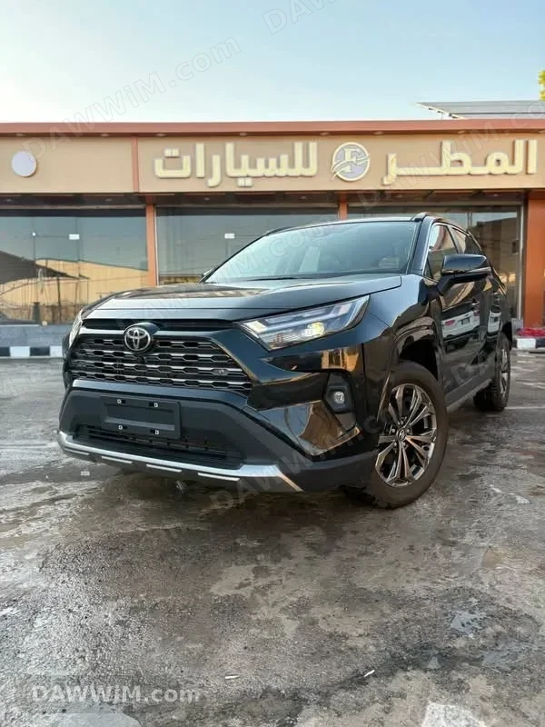تويوتا راف4 2025 للبيع - أسود، أوتوماتيك، 34000 دولار