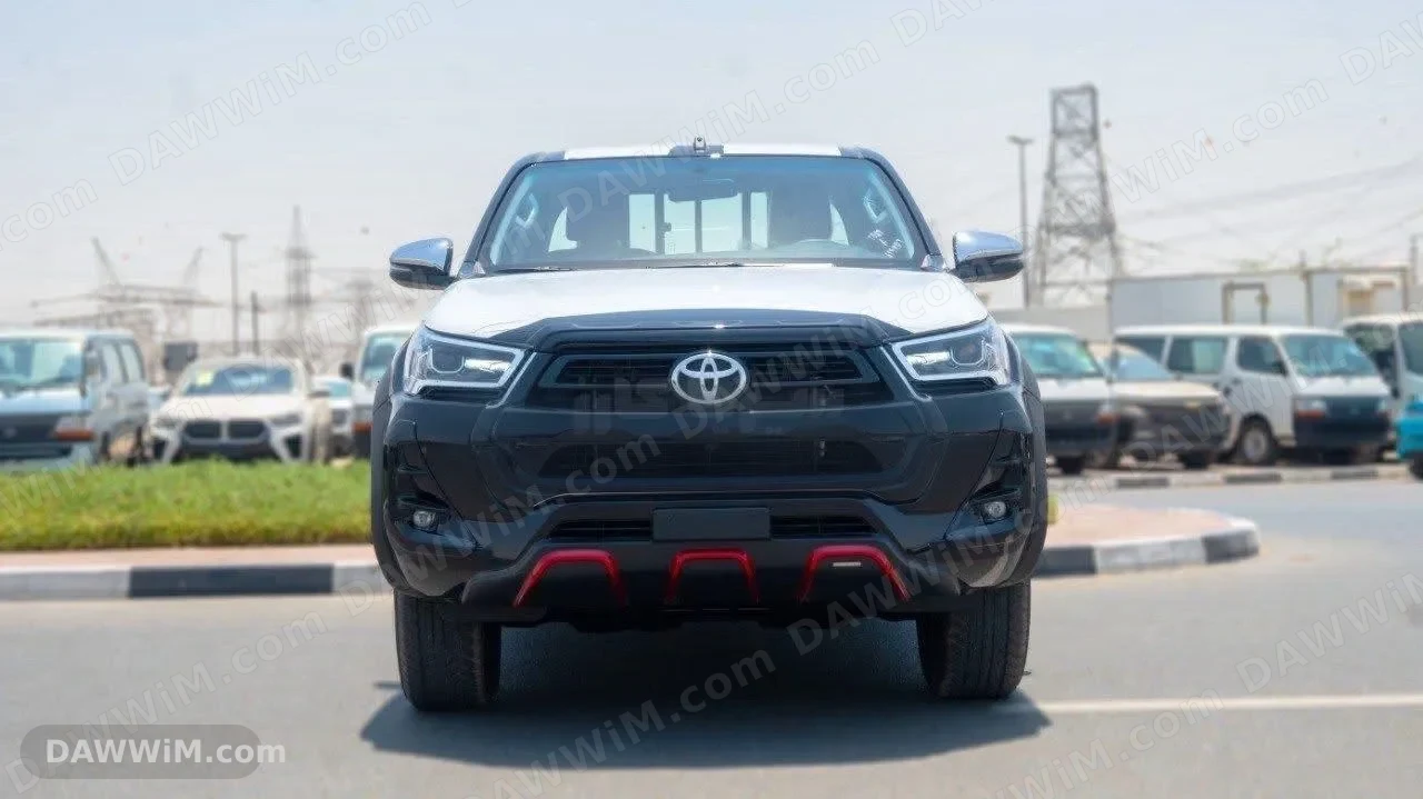 تويوتا هايلوكس TRD 2026 بيك أب 4x4 جديدة
