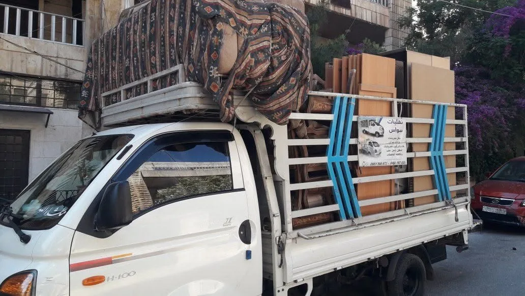 بيت للبيع في دوار الدلة باتجاه شيحان – 4 غرف وصالون مع جنينة أمامية
