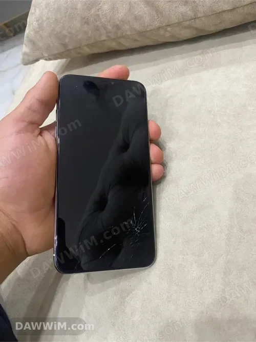 آيفون 11 برو ماكس للبيع
