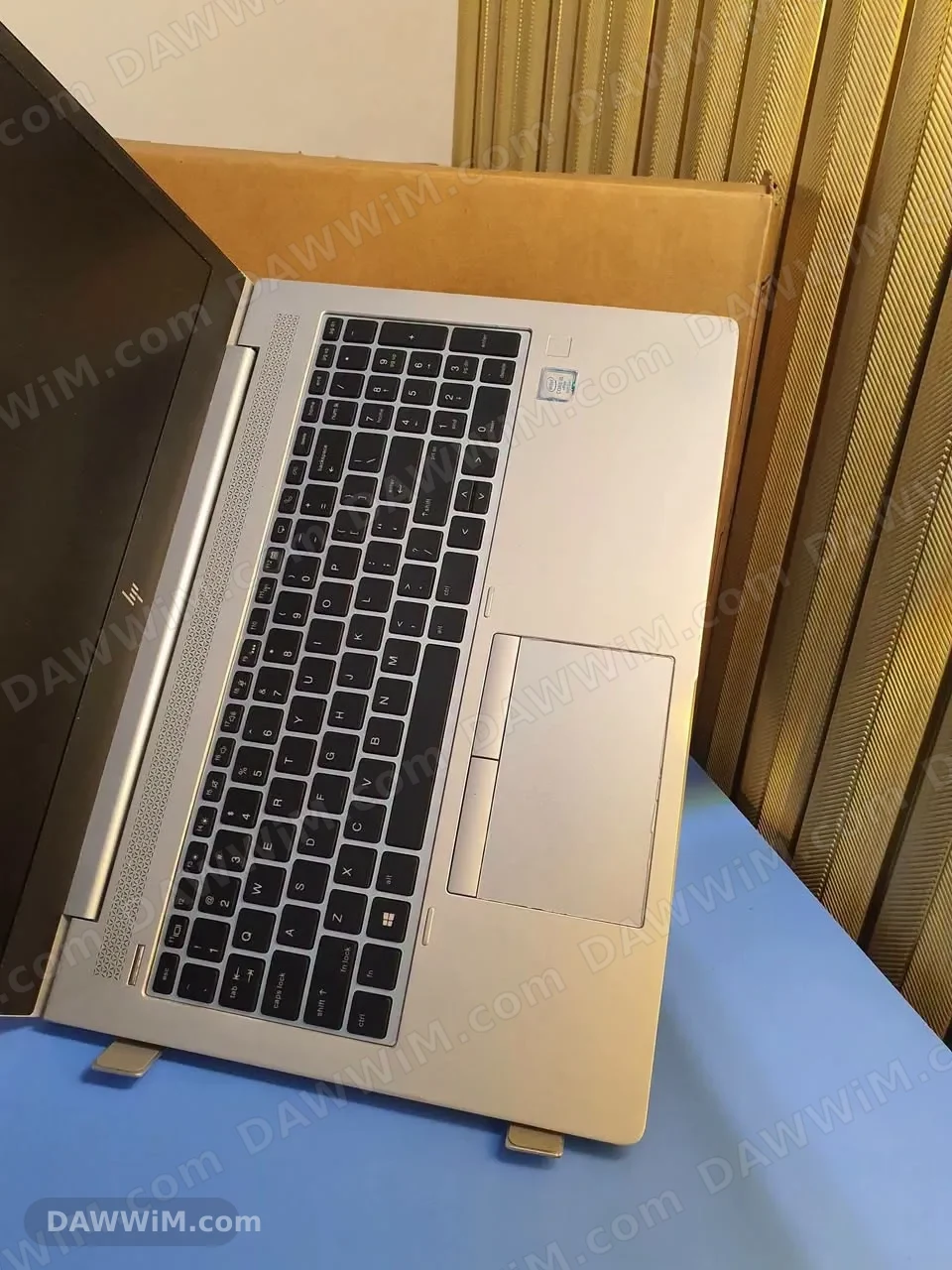 لابتوب HP الجيل الثامن بحالة ممتازة