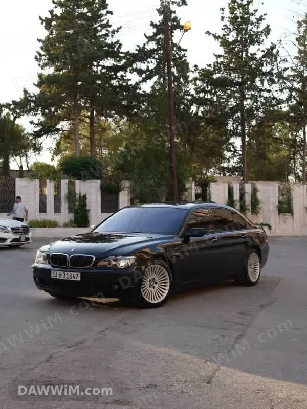 سيارة بي إم دبليو 740 LI موديل 2009 للبيع