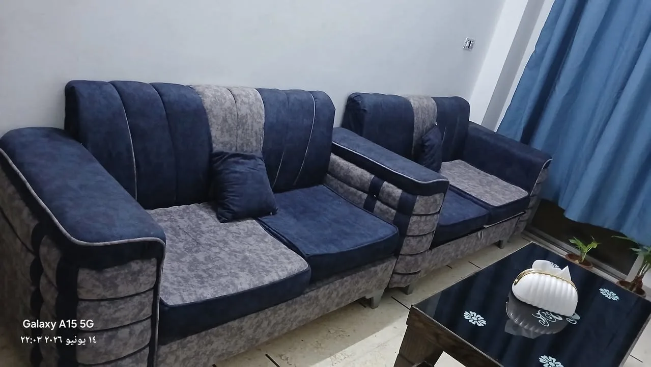 طقم صالون/كنب مستعمل بحالة شبه ممتازة
