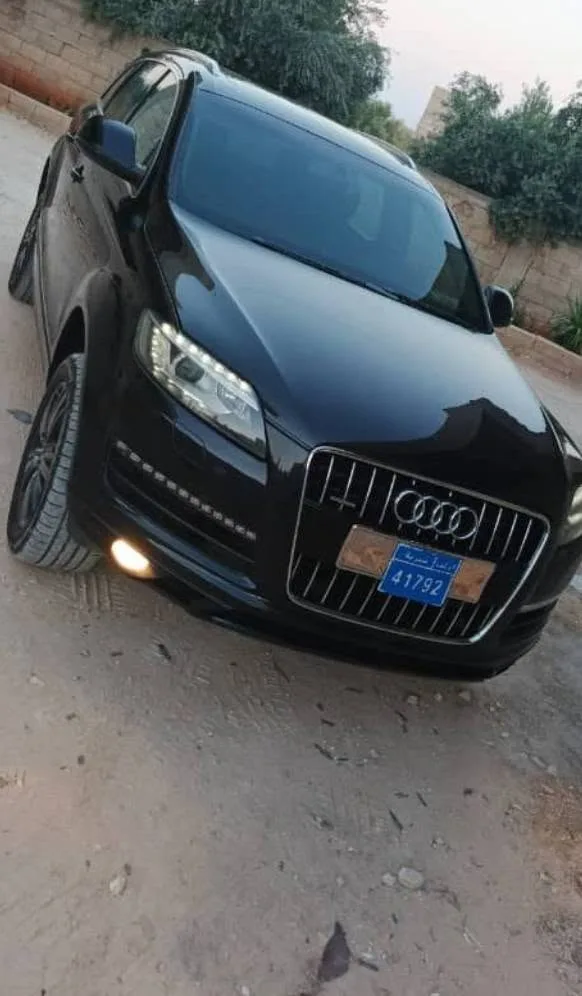 أودي Q7 موديل 2011 للبيع