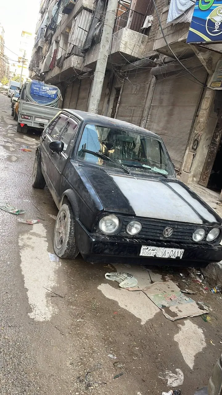 فولكس فاغن كولف 79 أوتوماتيك للبيع