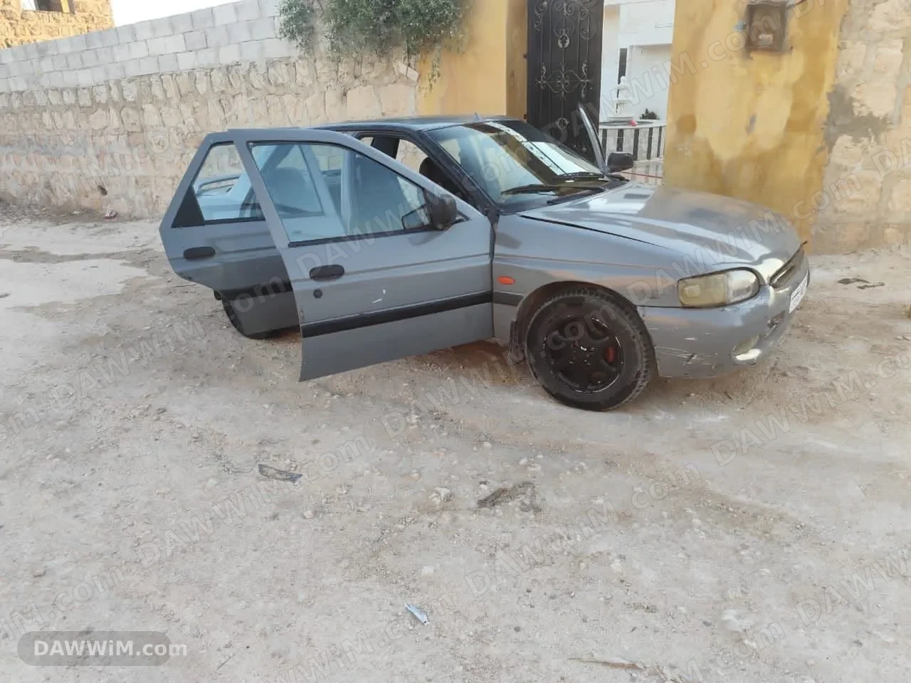 فورد اسكورد موديل 1997 للبيع