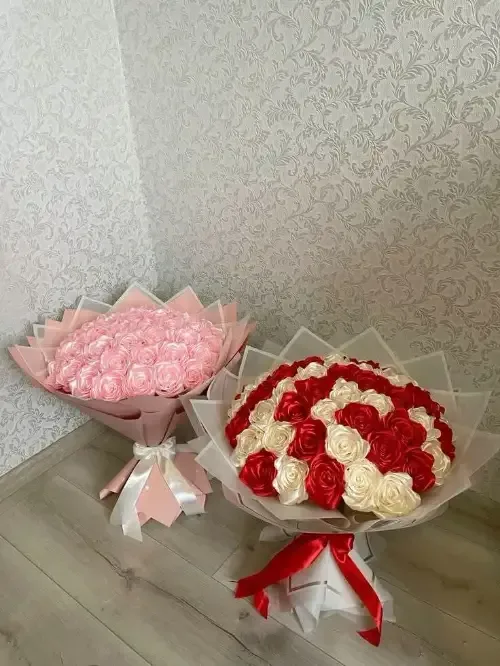 باقات ورد طبيعي أو صناعي مع توصيل وشحن