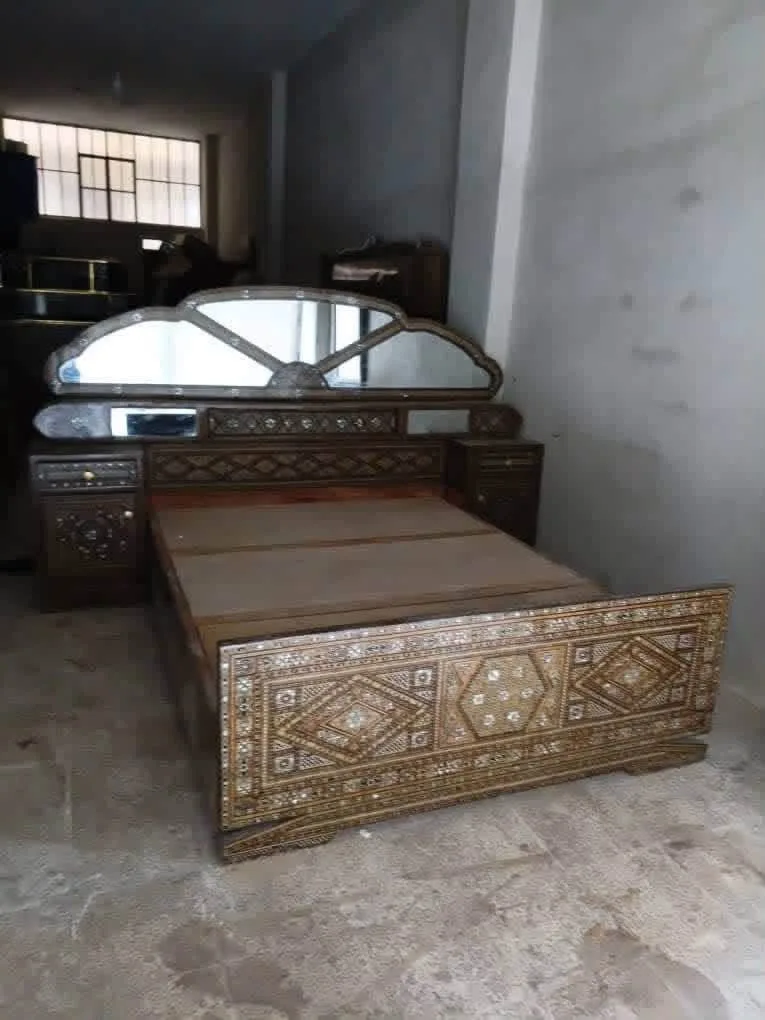غرفة نوم دمشقية للبيع