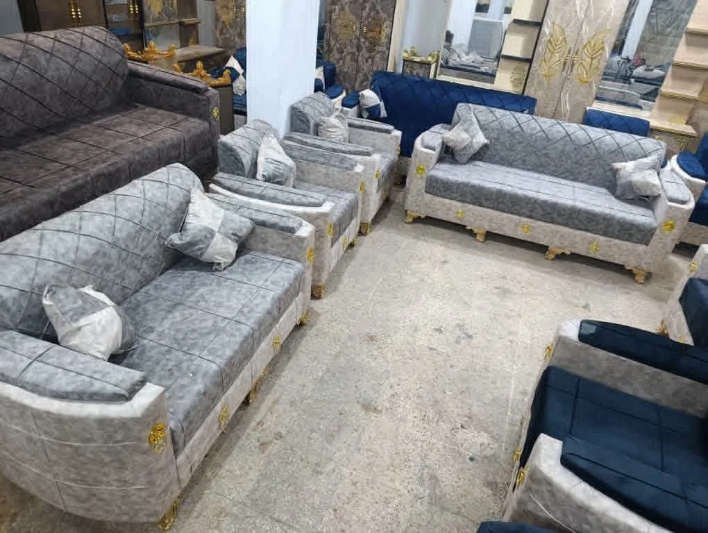 طقم كنب للبيع بسعر 225 دولار