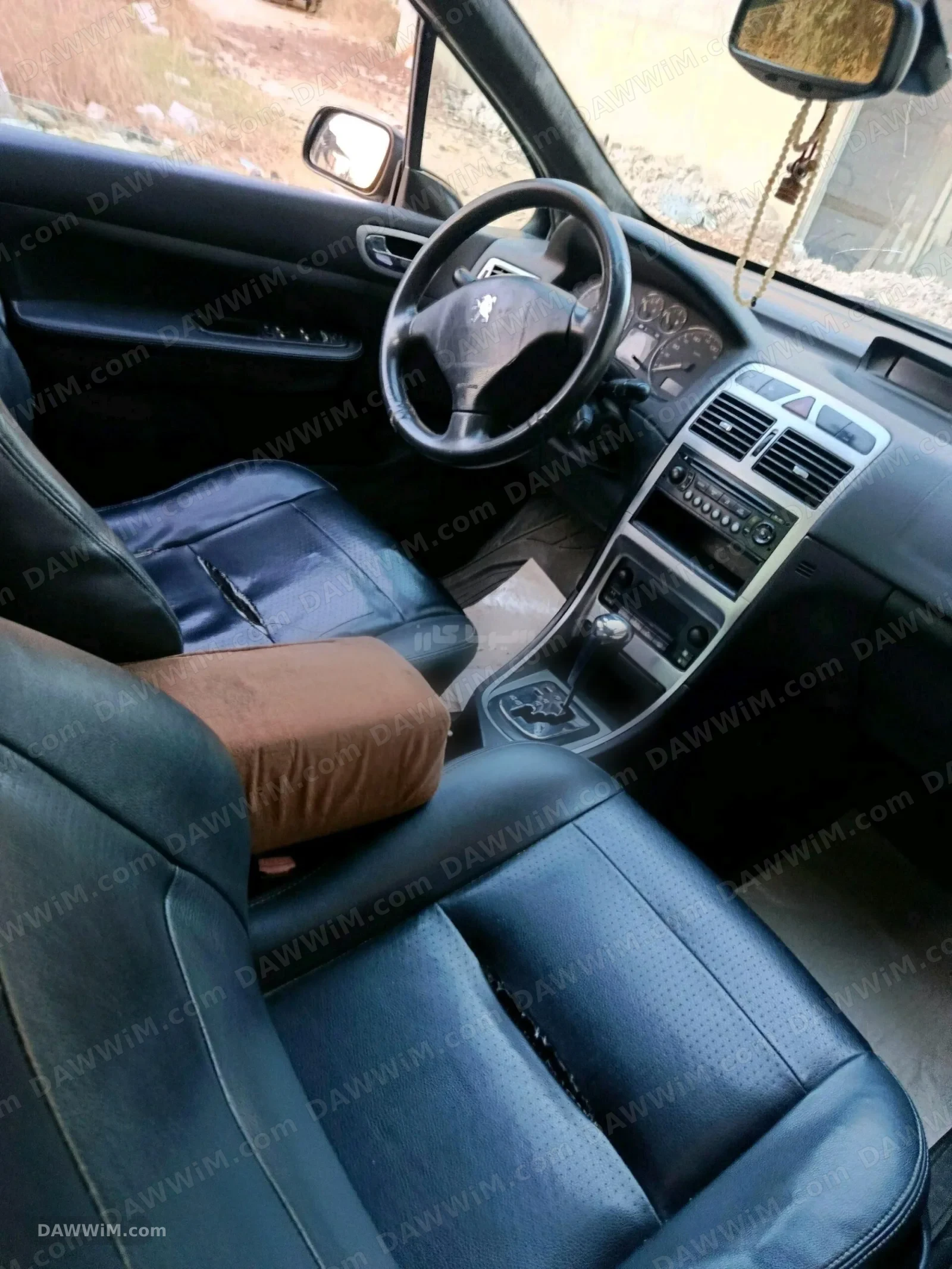 سيارة بيجو 307 موديل 2005