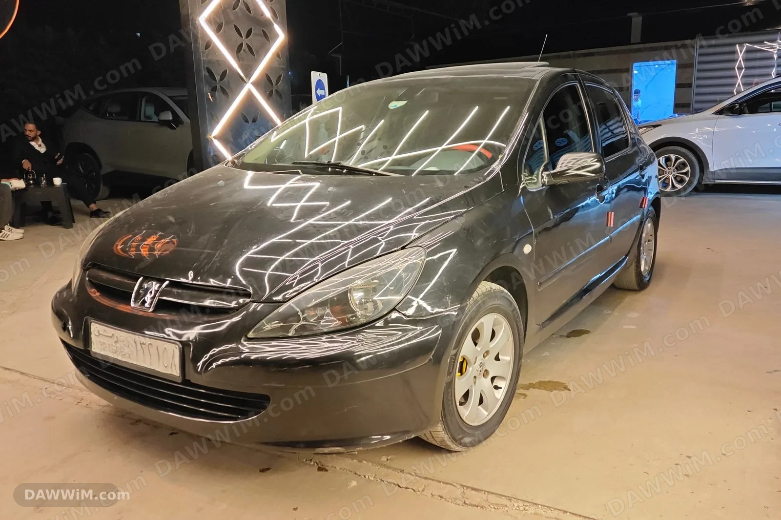سيارة بيجو 307 موديل 2004 للبيع