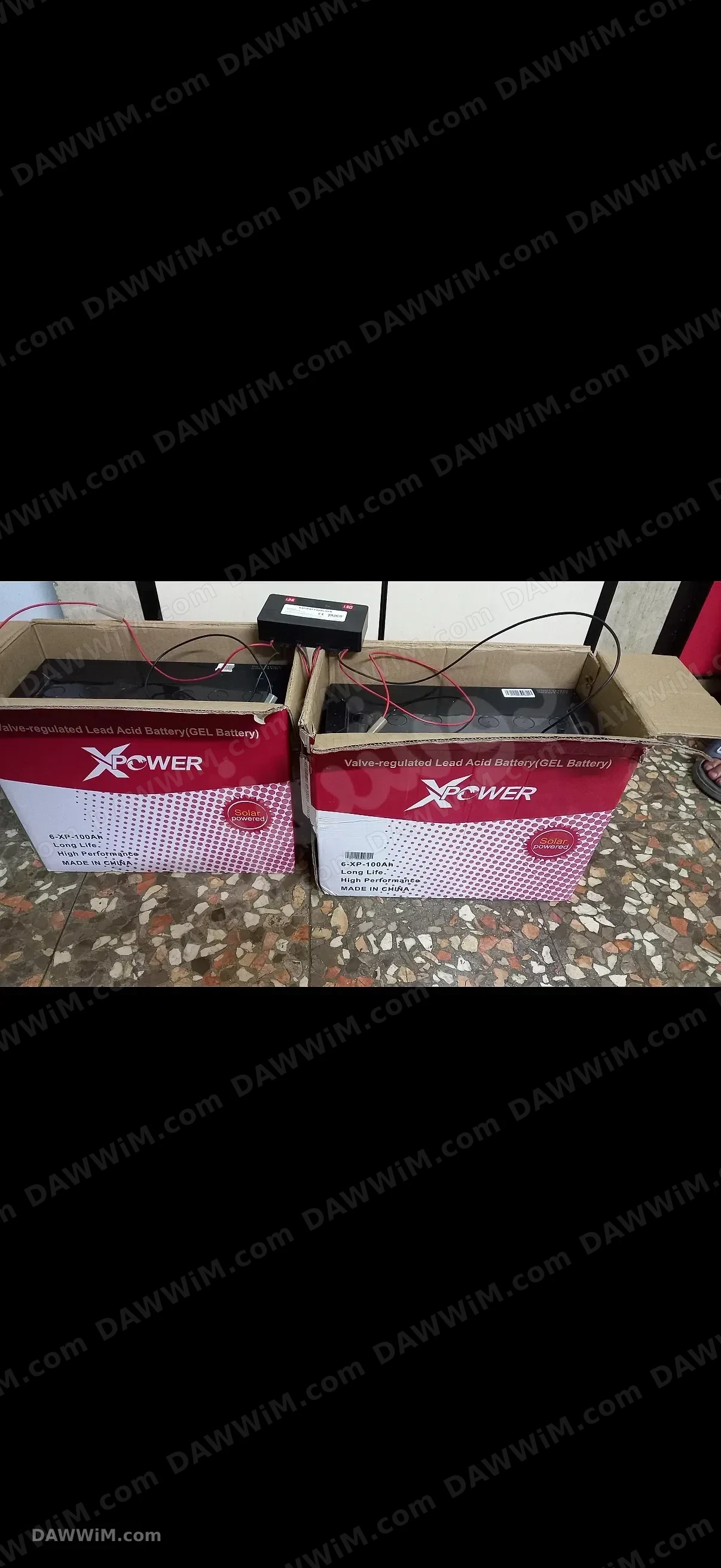للبيع بطاريتان جل 100 أمبير مع موازن شحن