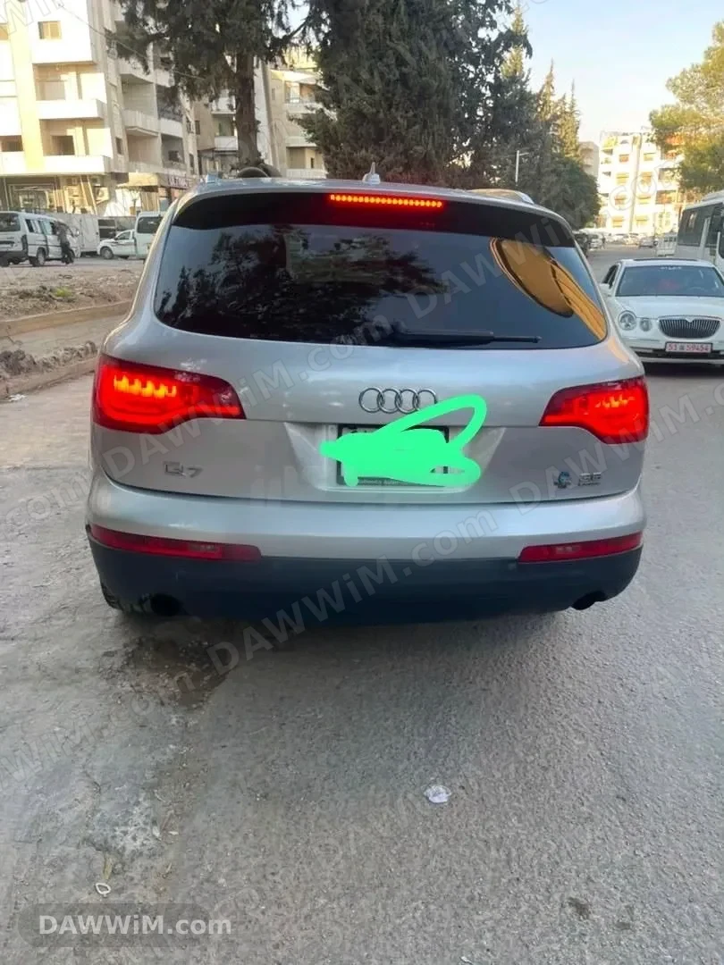 سيارة اودي Audi Q7 موديل 2007