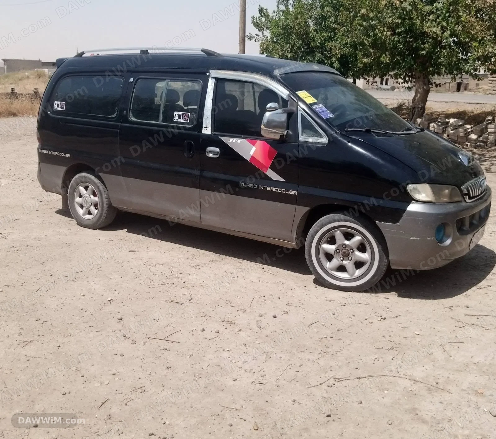 فان هيونداي سياحي 11 راكب موديل 2000