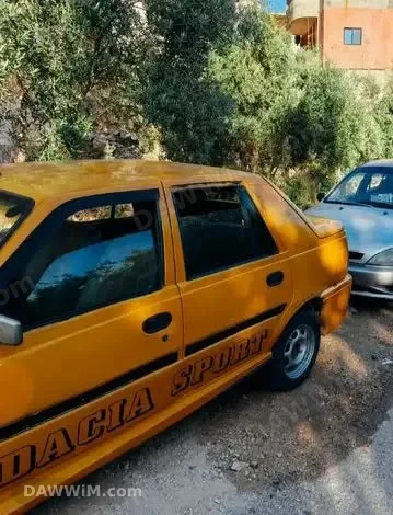 سيارة داسيا نوفا موديل 2002 للبيع