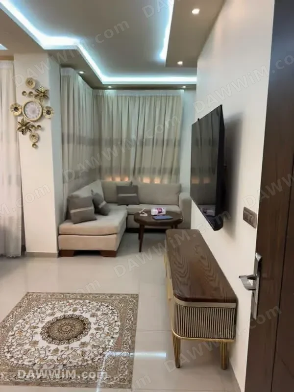 شقة سكنية مفروشة للبيع 135 م في اللاذقية