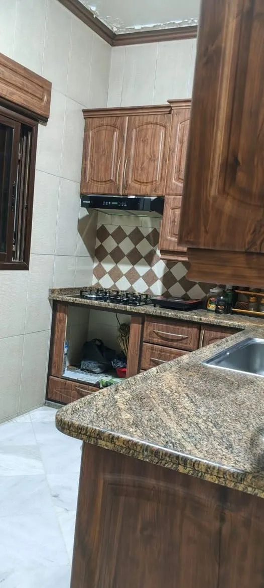 شقة للبيع في الحسكة - مرشو مساكن السريان، تجهيز ديلوكس مع عفش