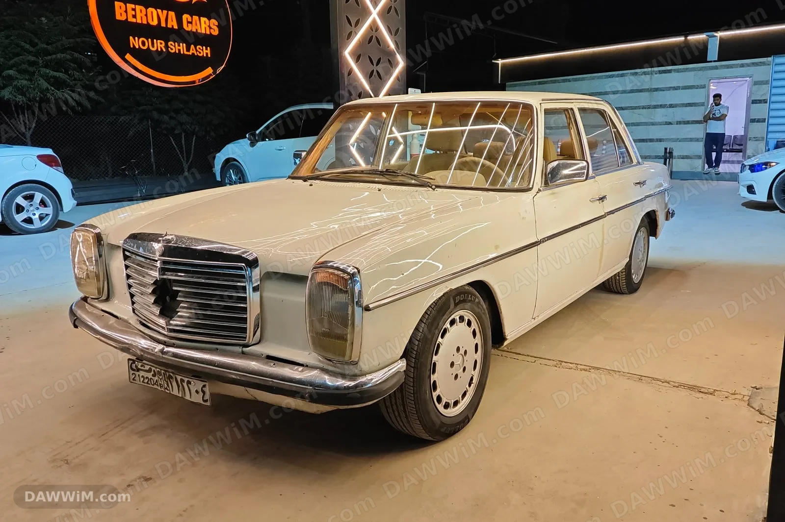 مرسيدس E200 موديل 1970 للبيع