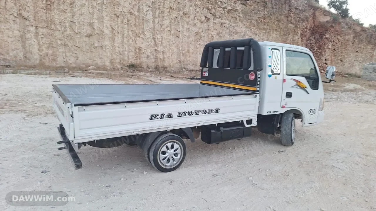 للبيع سيارة كيا بونغو (Kia Porter) موديل 2001