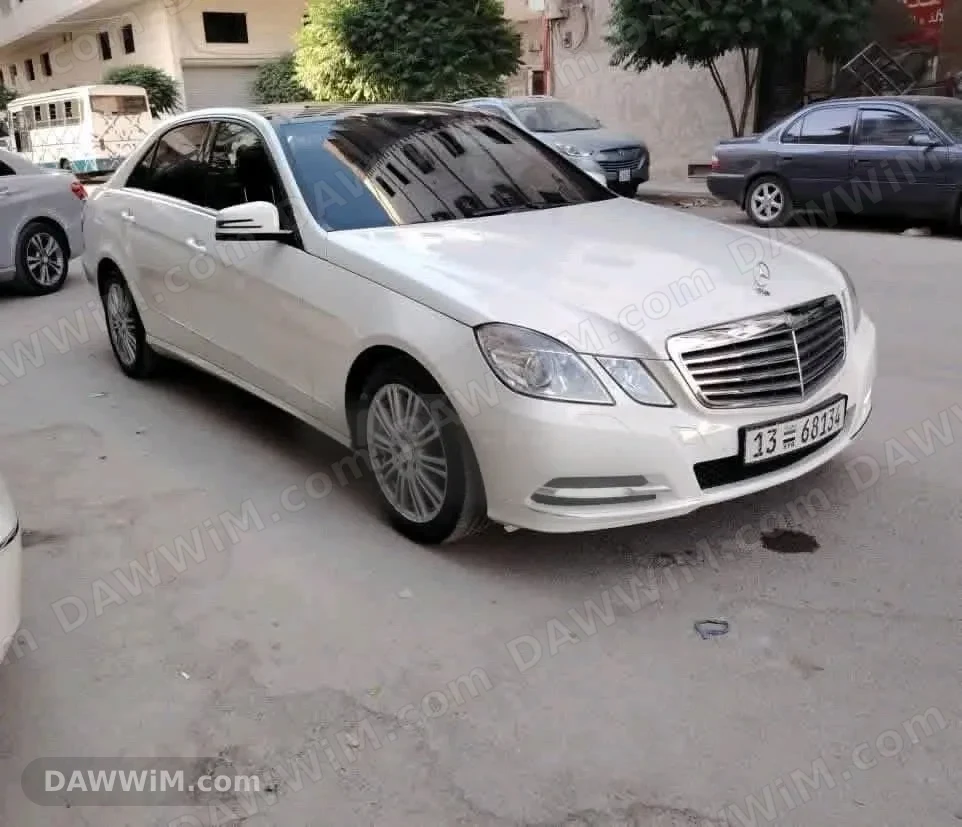 مرسيدس بينز E300 موديل 2011