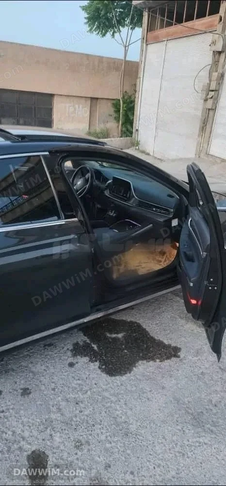 سيارة هيونداي ازيرا 2021 مستعملة للبيع