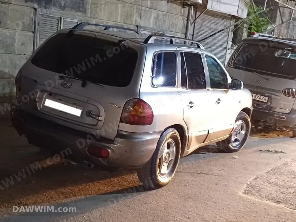 سيارة هيونداي سانتافيه موديل 2004 للبيع