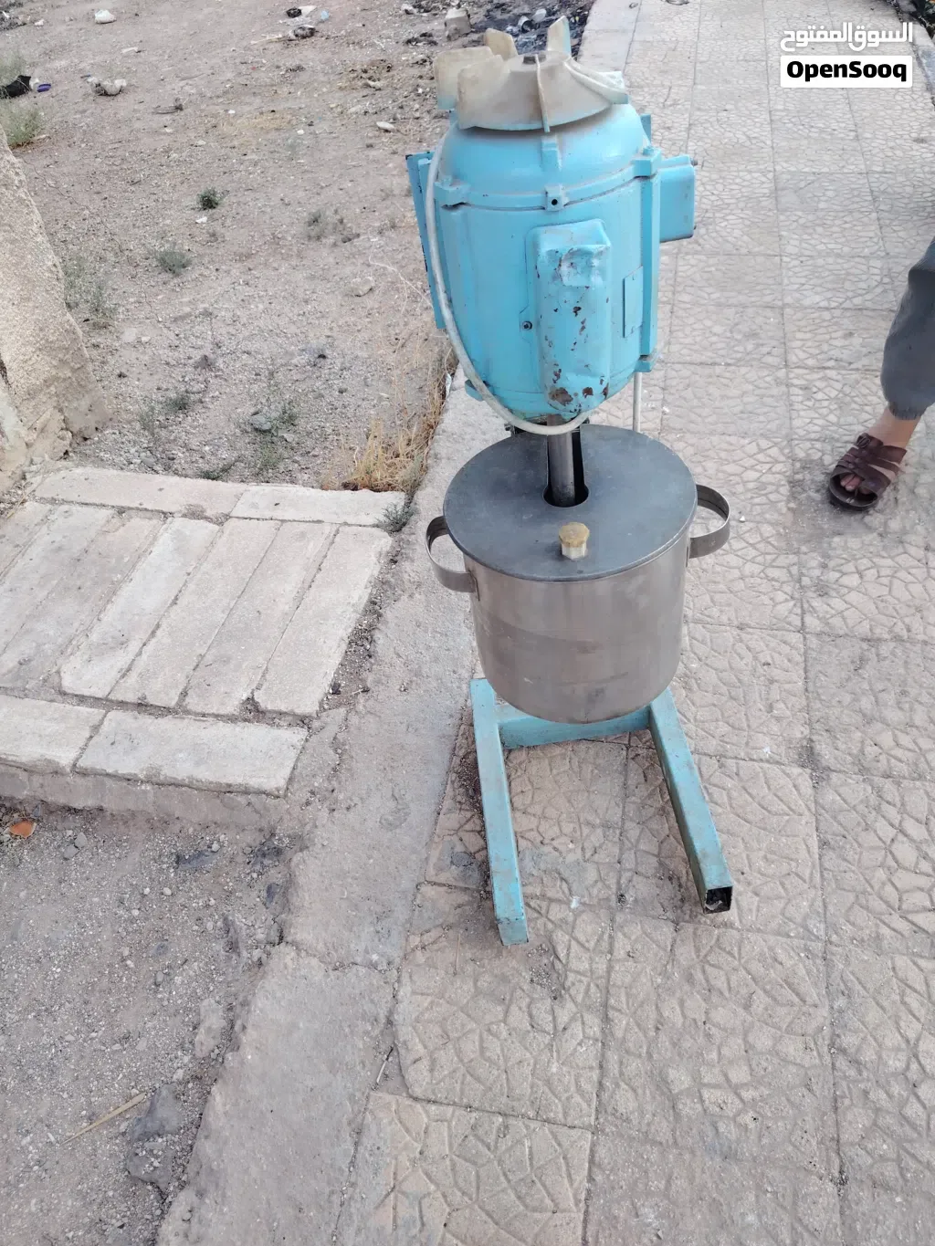 معدات مطعم ومطبخ مستعملة بحالة جيدة