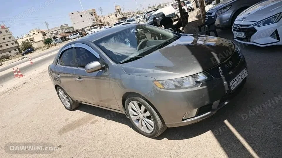 كيا فورتي 2012 للبيع