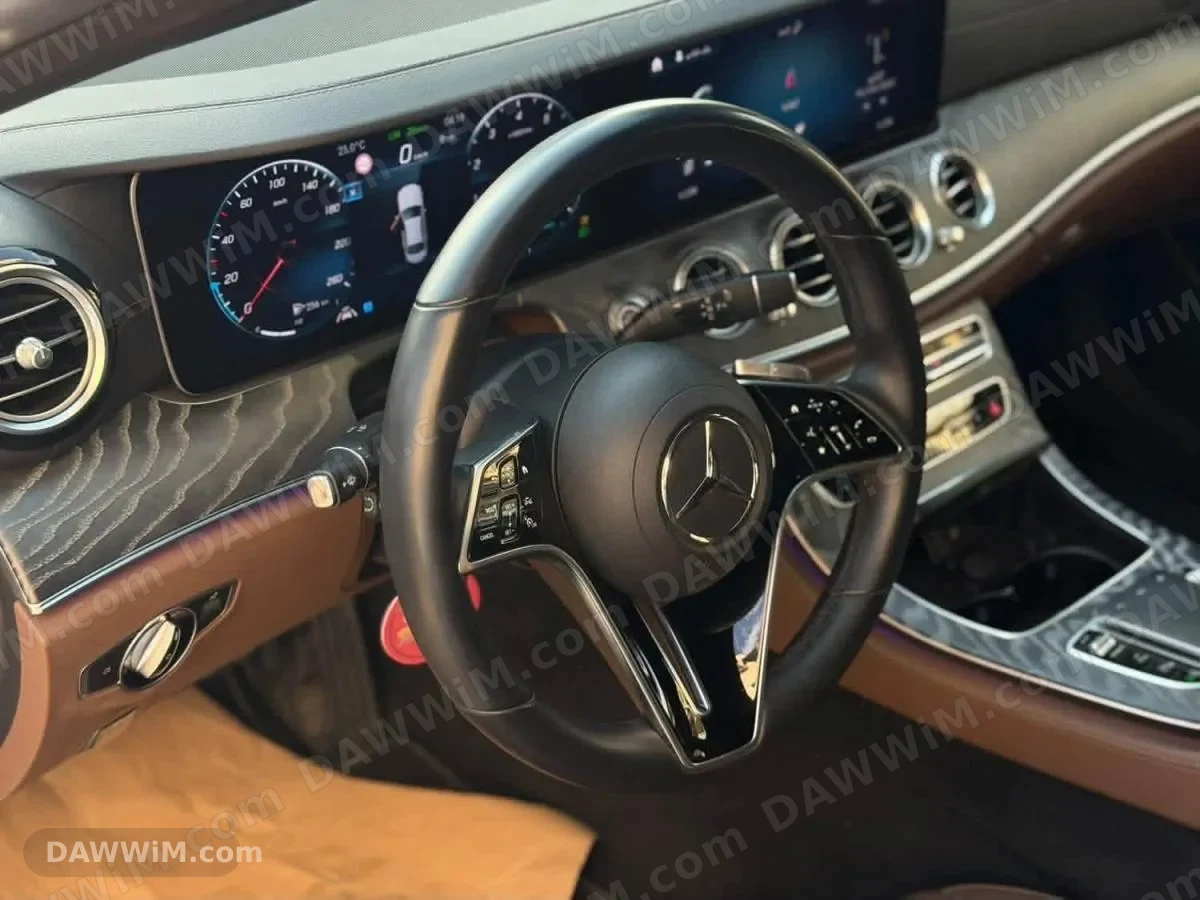 سيارة مرسيدس E350 موديل 2022 للبيع
