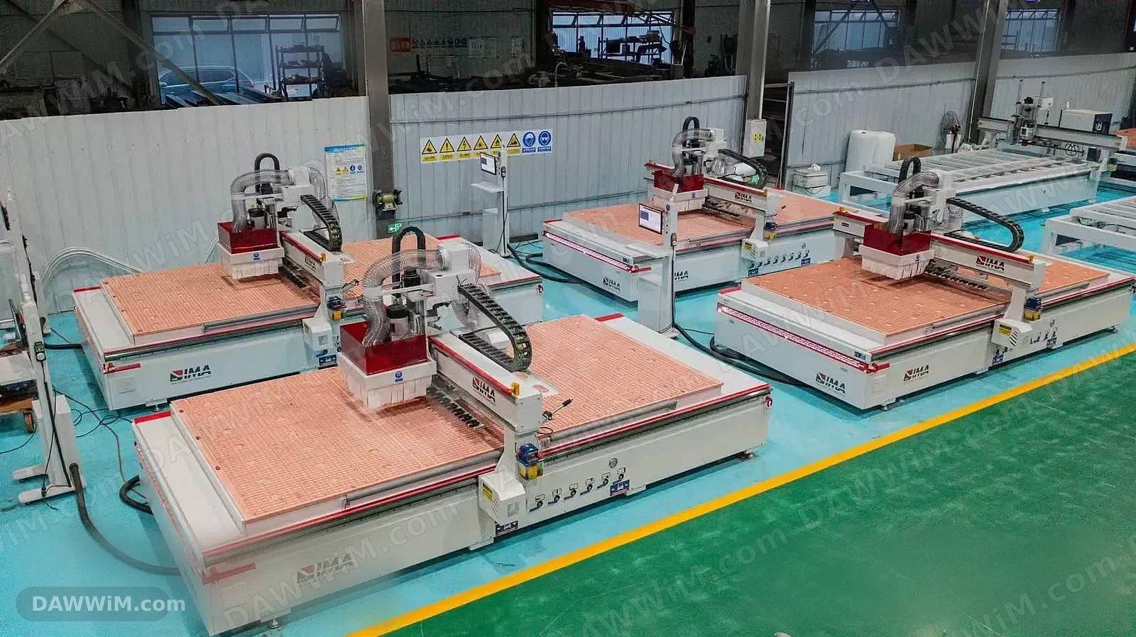 ماكينة CNC جديدة للبيع في مركز قطنا - ريف دمشق