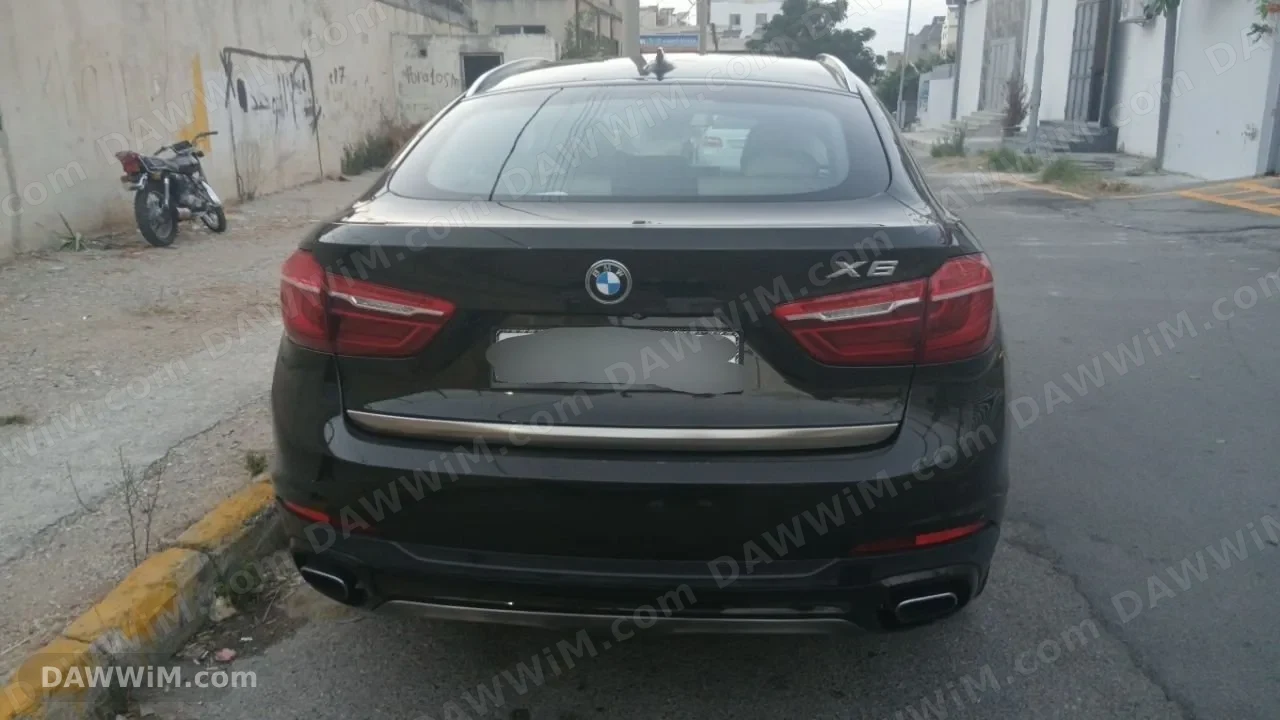 سيارة BMW X6 موديل 2015