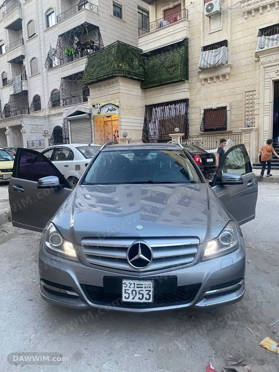 مرسيدس C200 ستيشن 2014 للبيع
