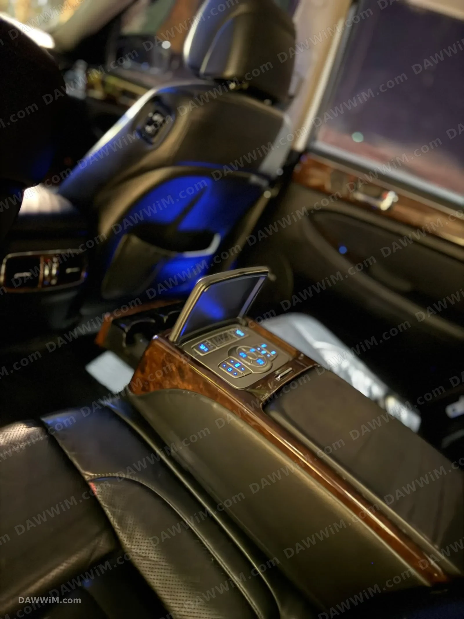 Genesis 380 2011