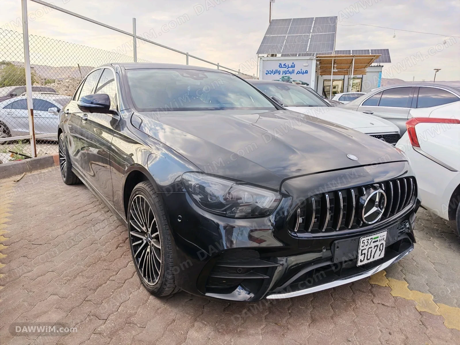 مرسيدس بنز E300 موديل 2019 مستعملة