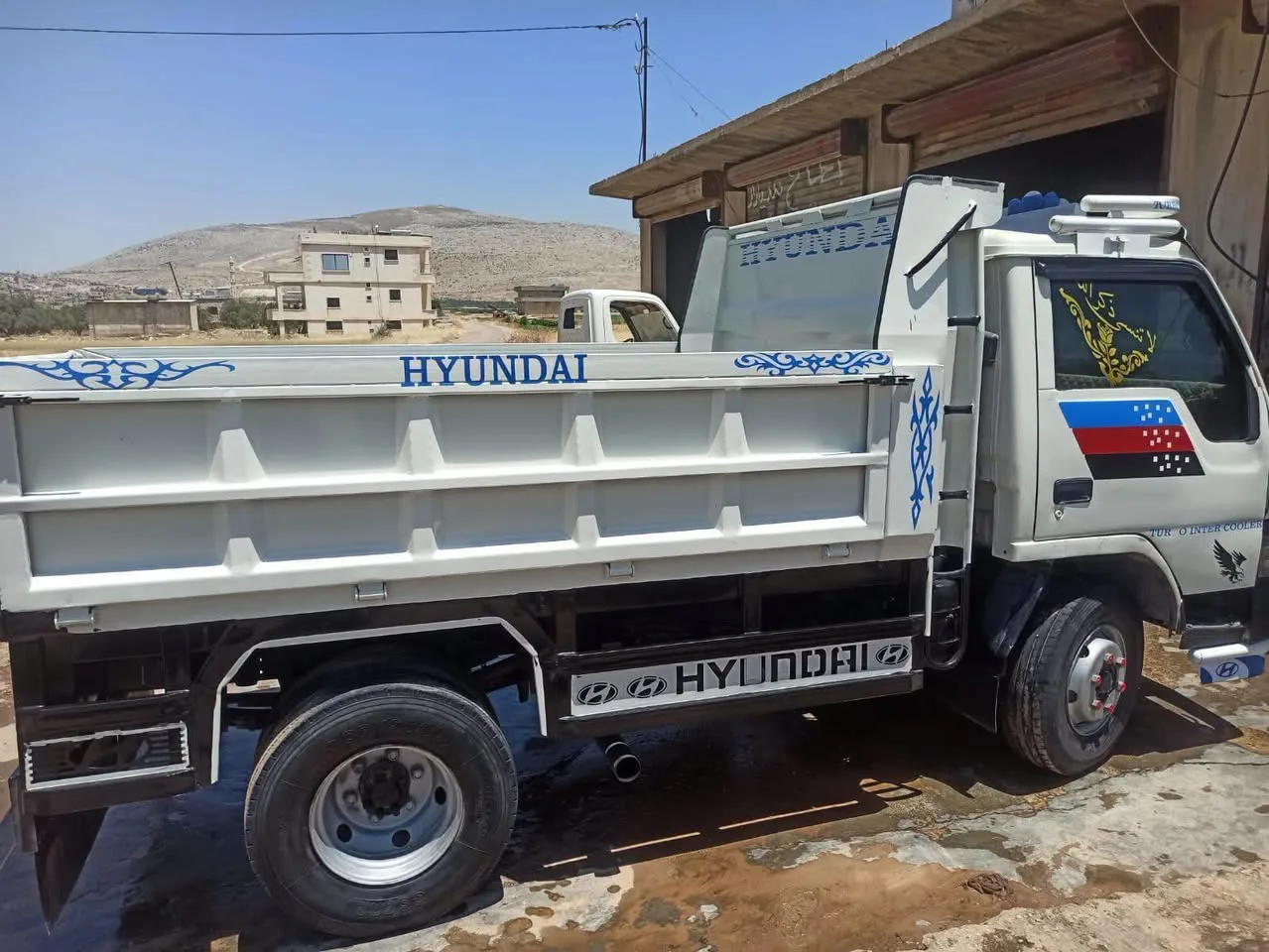 قلاب هيونداي موج بحر بحالة جيدة