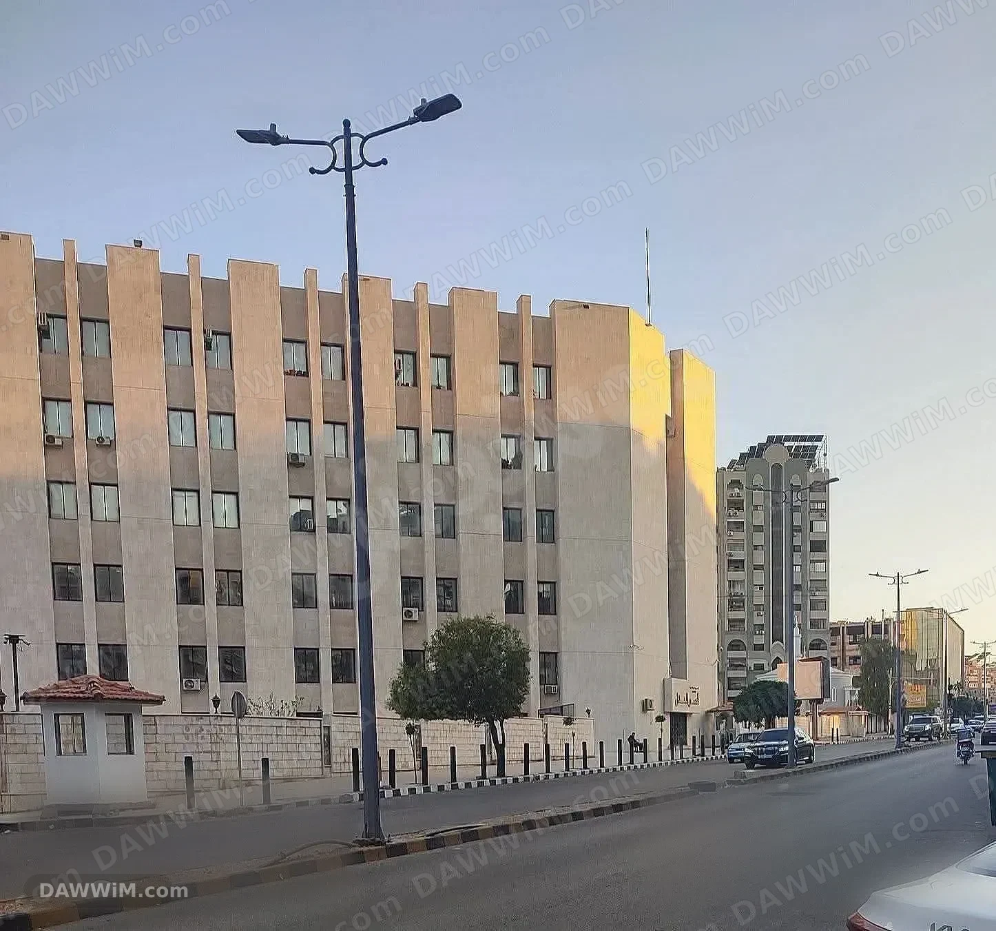 شقة للبيع في المزة مقابل حديقة النصر