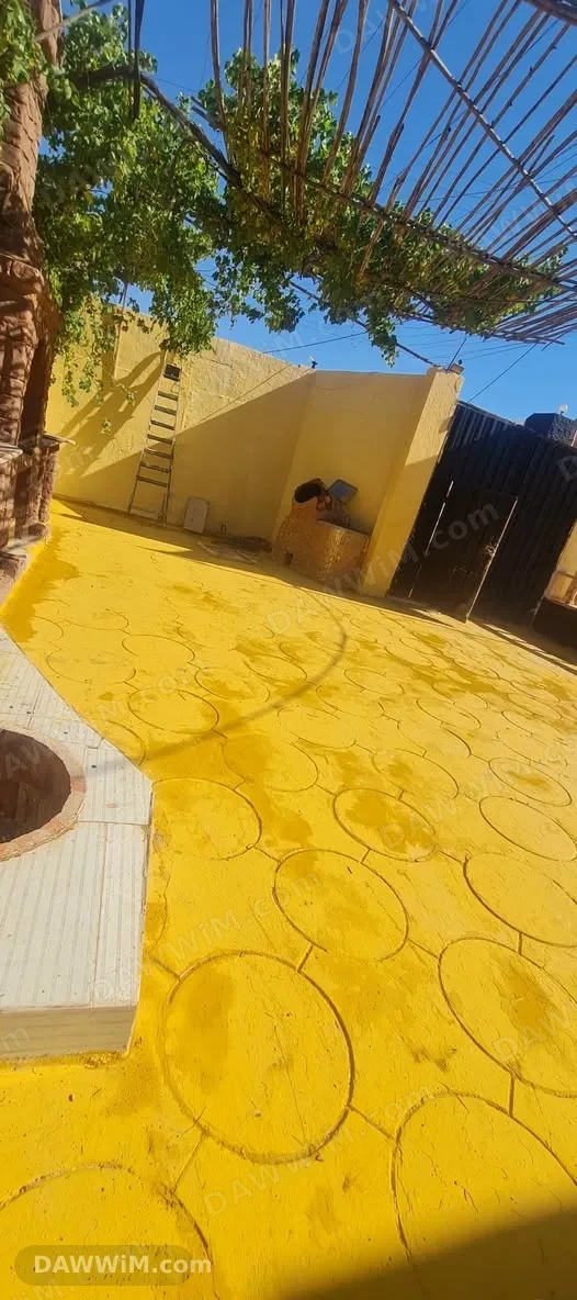 مزرعة للبيع في جبل كفراع مع مسبح ومرافق سكنية