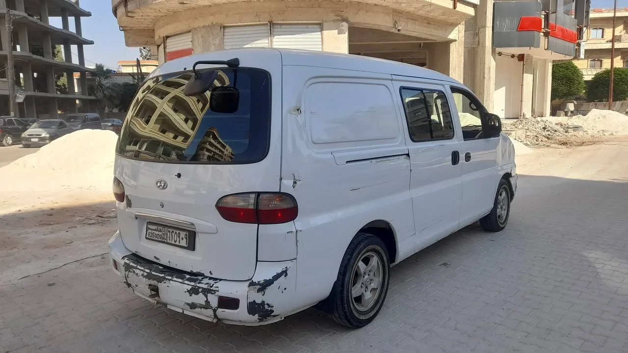 فان هونداي مغلق موديل 1998 للبيع في عفرين