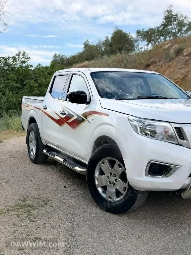 نيسان نافارا 2016