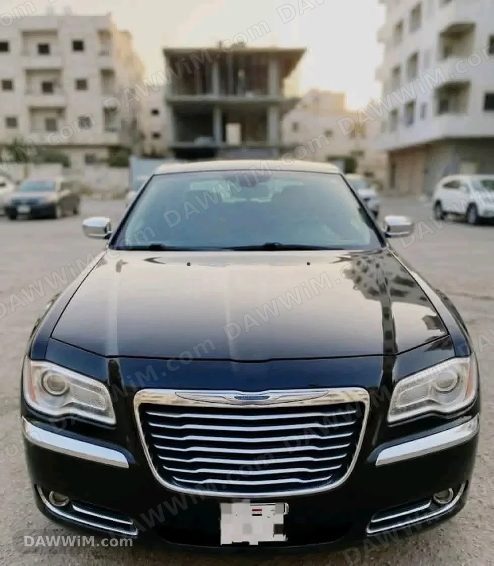 كرايسلر C300 موديل 2013 للبيع