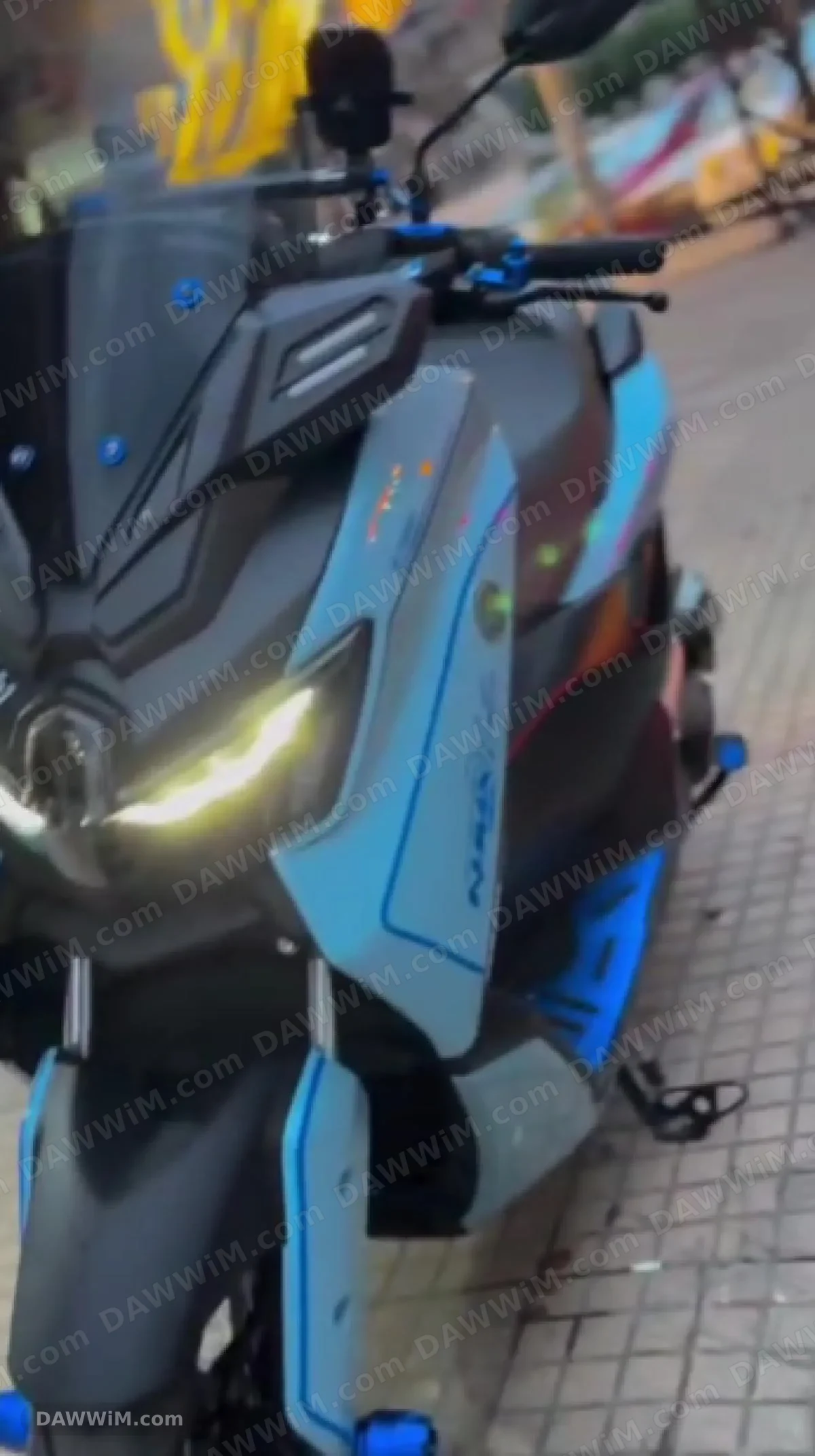 دراجة نارية Yamaha NMAX 2025