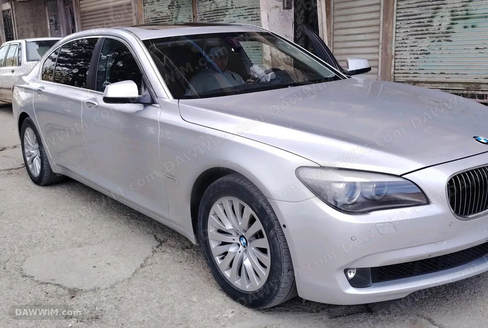 بي ام دابيليو BMW 740 موديل 2010