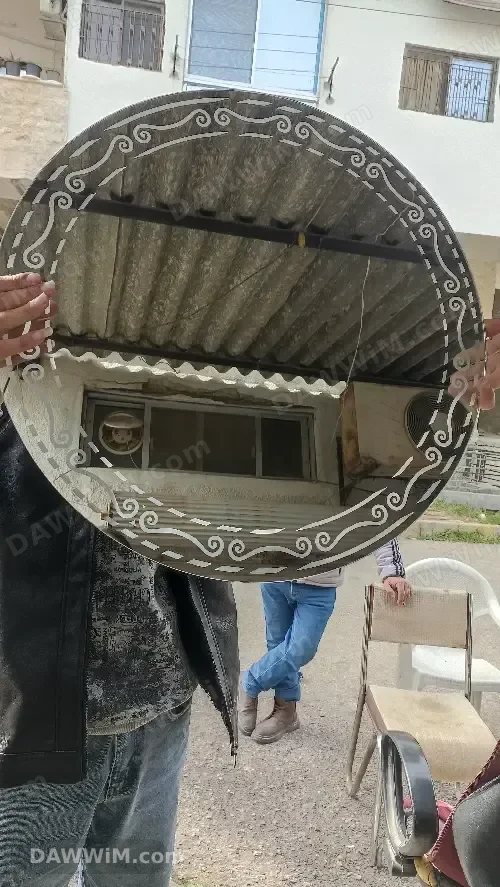 مراية مغسلة مضاءة بموديلات مختلفة