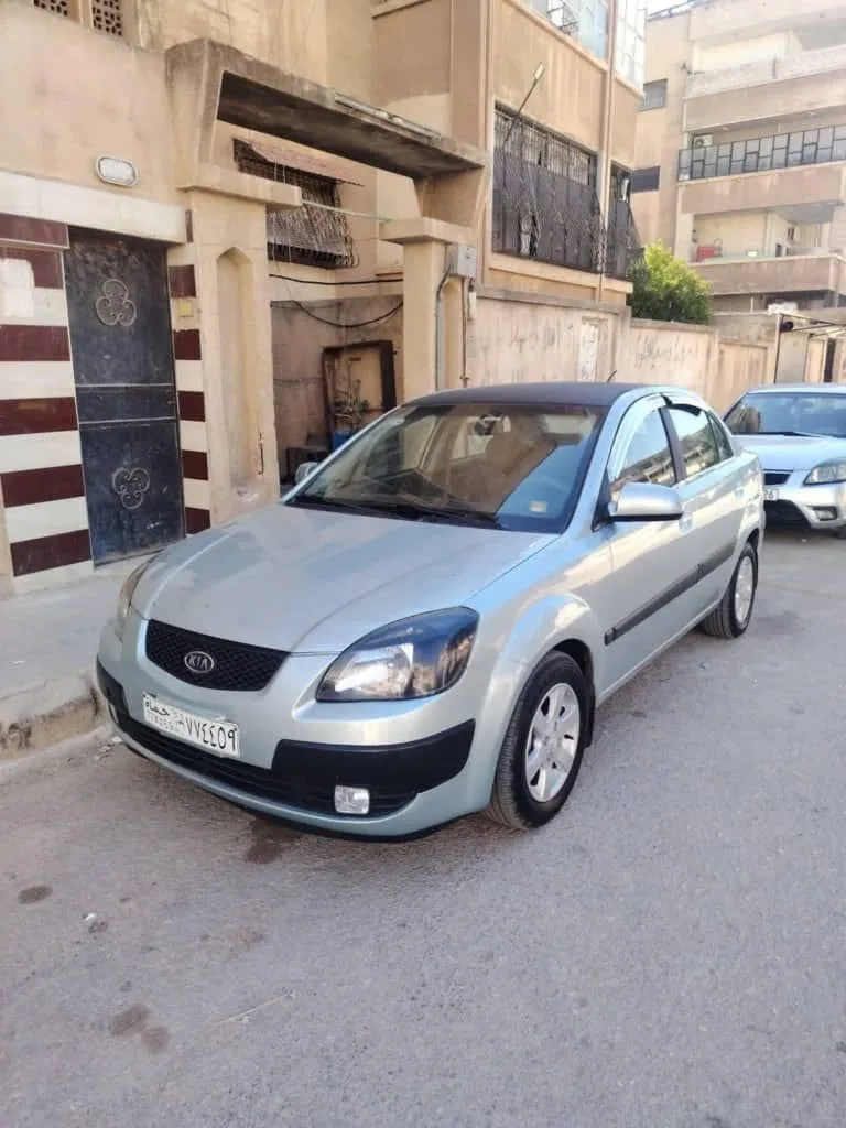خدمة نشر وإدارة إعلانات السيارات عبر واتساب