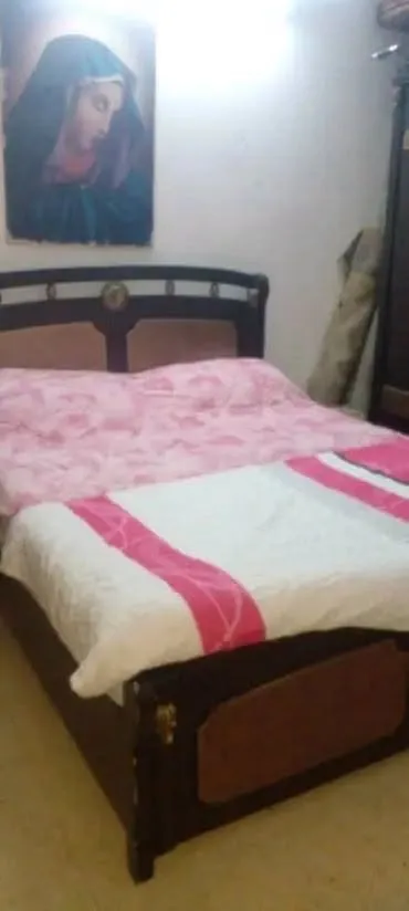 شقة للبيع مع العفش في حي الأرمن قرب مرحبا مول