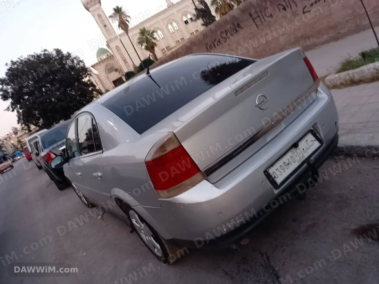 اوبل فيكترا 2005 للبيع