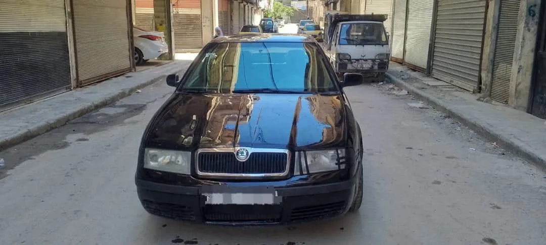 سيارة أوكتافيا كرت 2003 للبيع