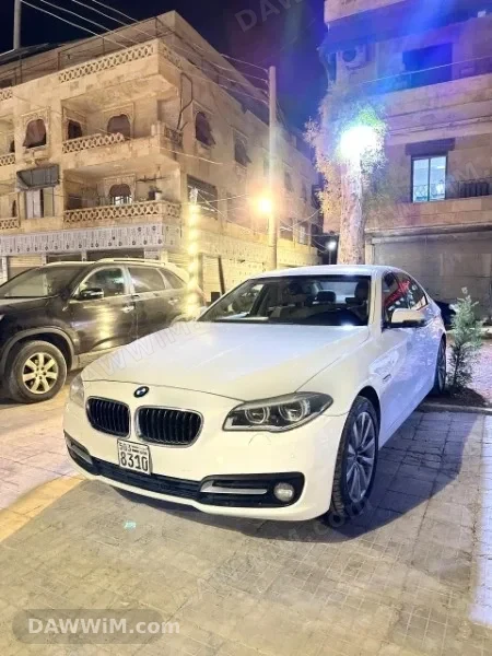 سيارة BMW 520i موديل 2016 مستعملة للبيع